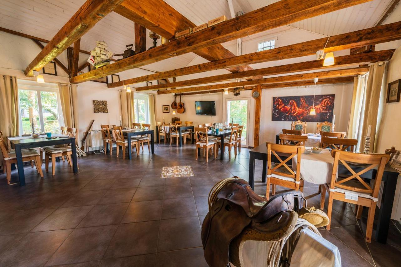 Landhotel Rehedyk Sankt Michaelisdonn Extérieur photo